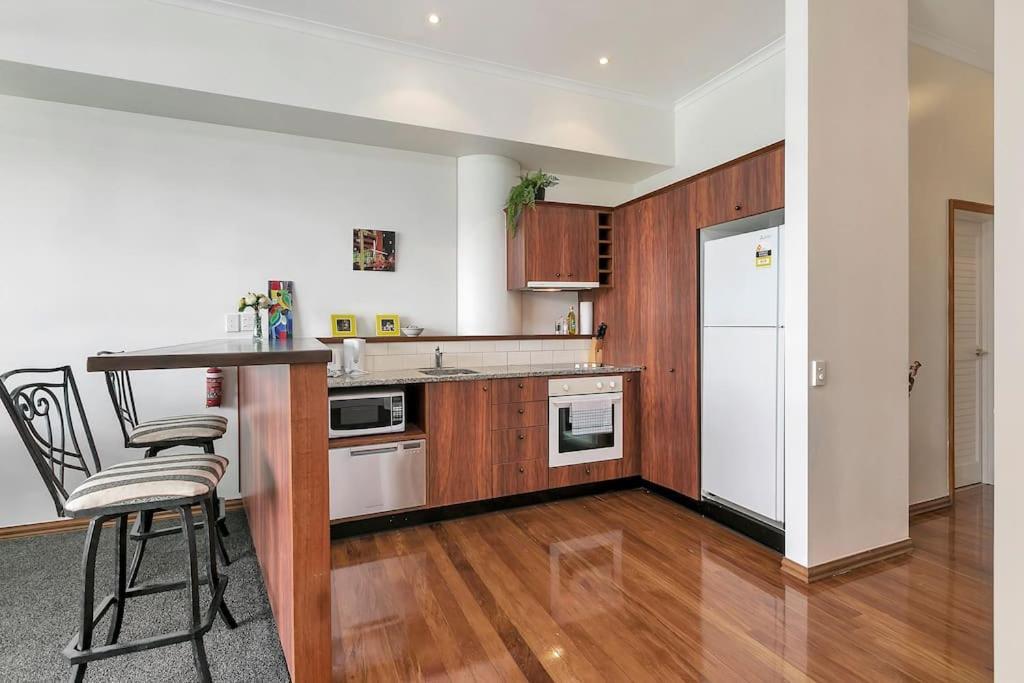 Spacious One Bedroom Apartment On Princes Wharf Auckland Extérieur photo