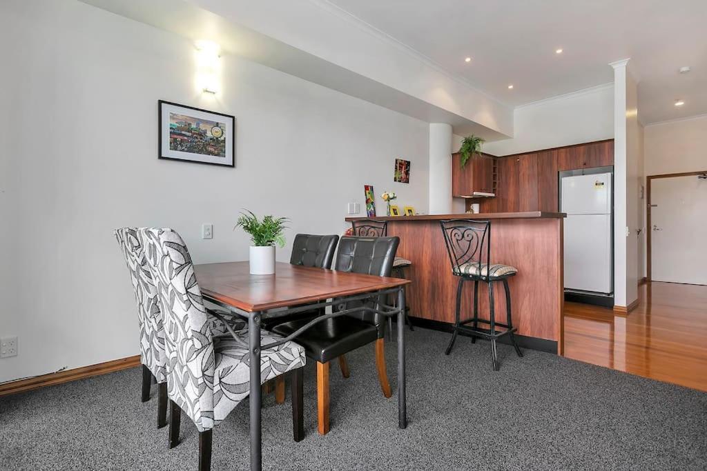 Spacious One Bedroom Apartment On Princes Wharf Auckland Extérieur photo
