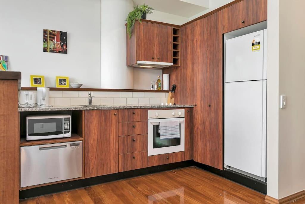 Spacious One Bedroom Apartment On Princes Wharf Auckland Extérieur photo